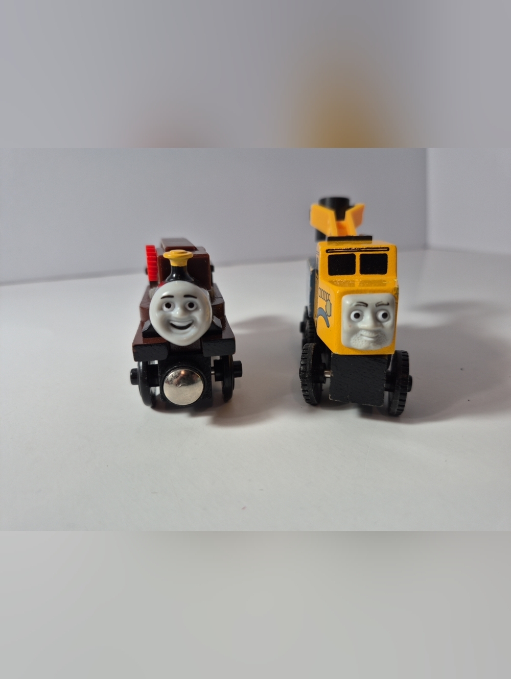 Thomas & Friends Wooden Railway Harvey And Butch Vintage 2001/2002